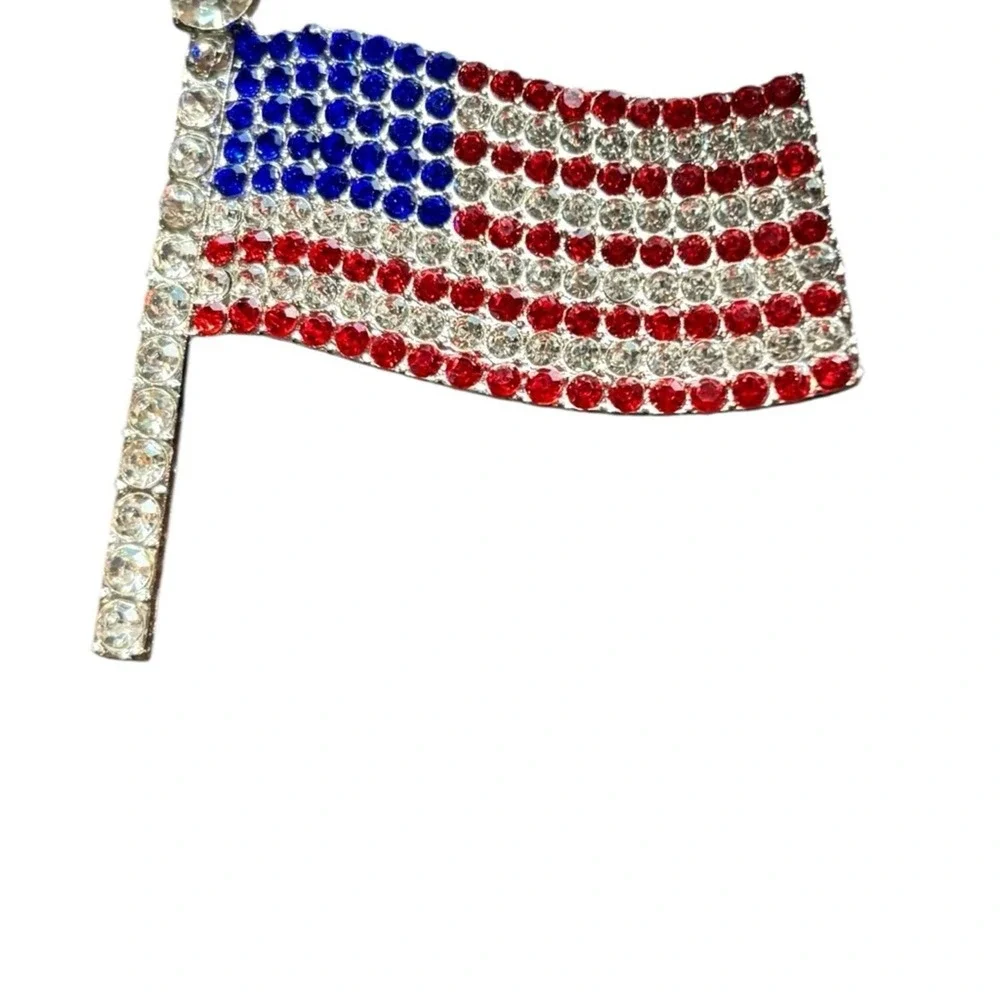 Patriotic American Flag Rhinestone Brooch Silver Tone USA Pin Red White Blue